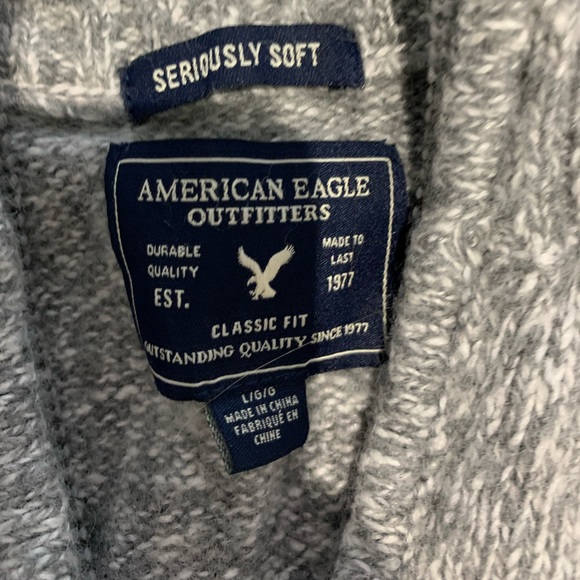 American eagle sweater - Picture 2 of 2